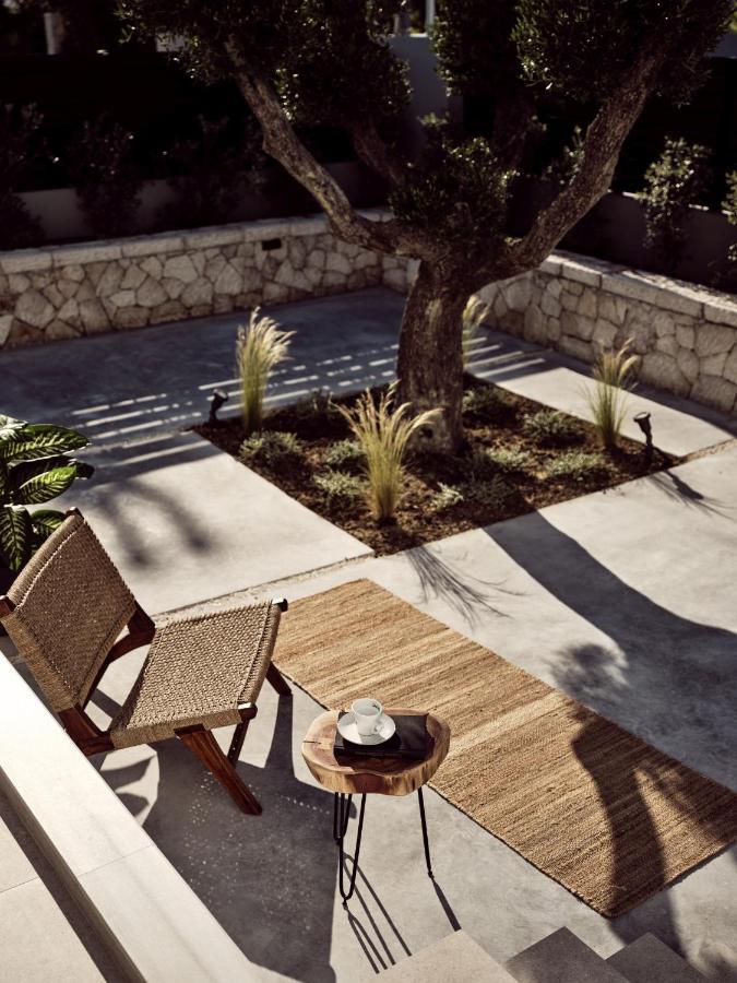 Noema Villa - Stylish Villa With Scenic Serenity, By Zantewize Sarakinádhon エクステリア 写真