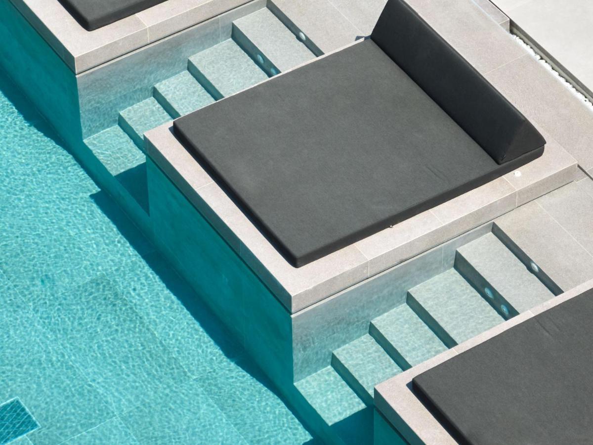 Noema Villa - Stylish Villa With Scenic Serenity, By Zantewize Sarakinádhon エクステリア 写真